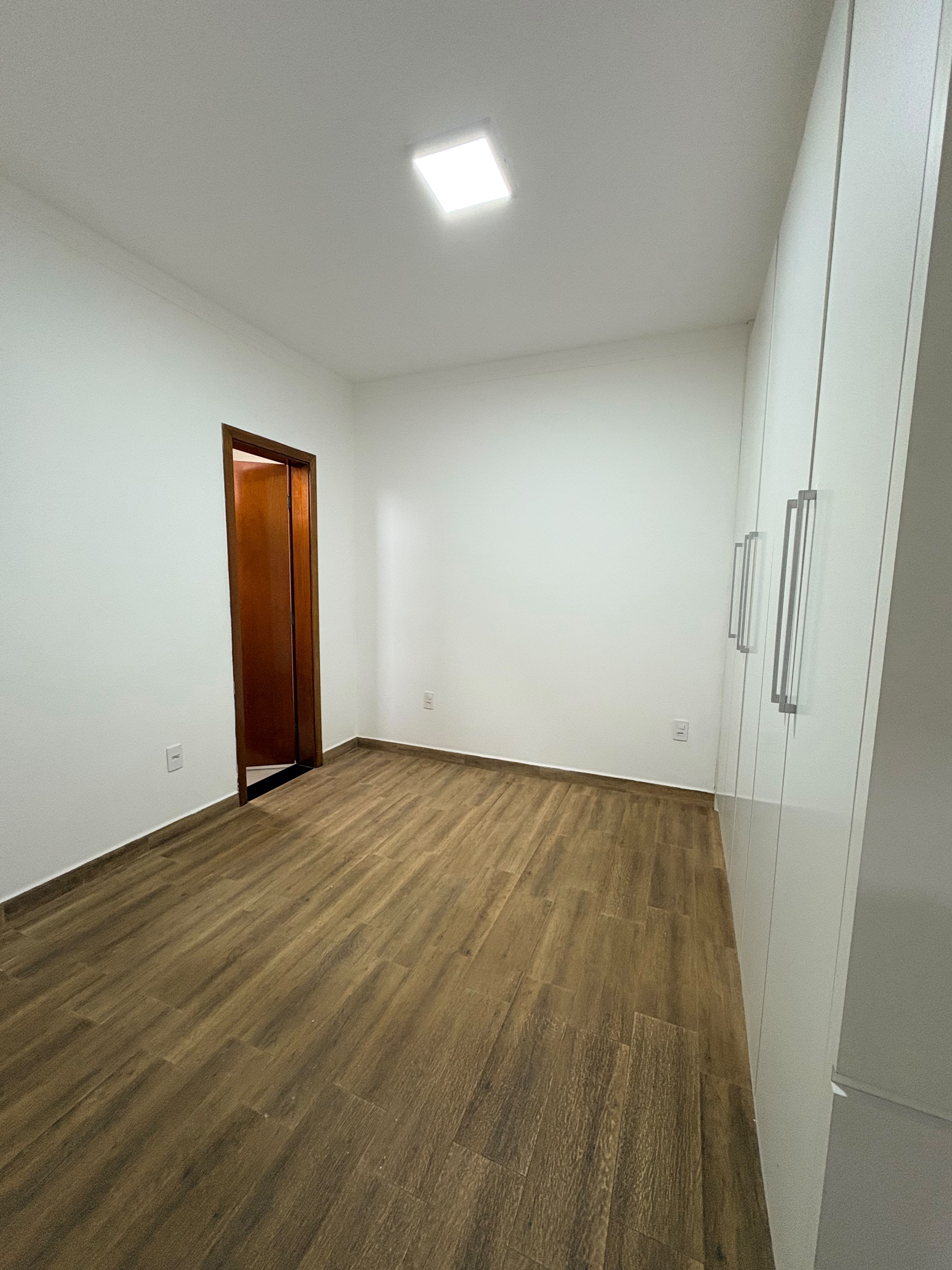 Apartamento no bairro Parque Moema à Venda