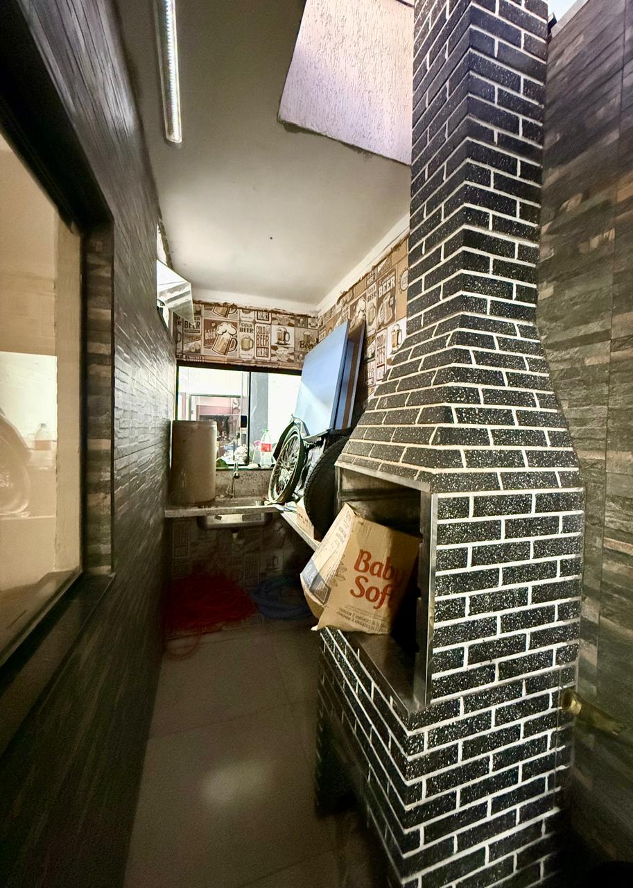 Casa no bairro Prolongamento Jardim Aeroporto I à Venda