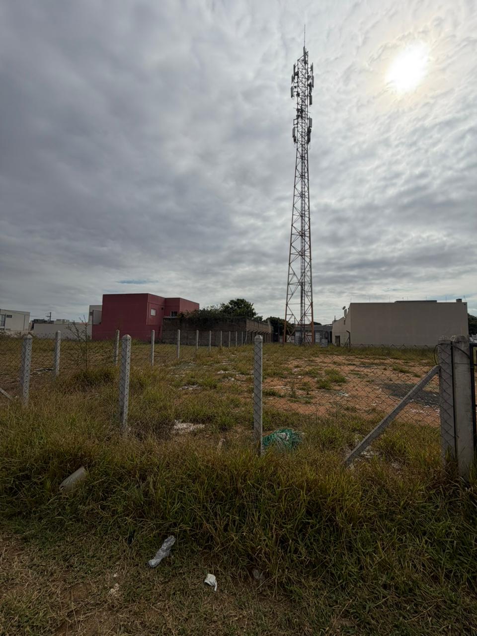 Terreno no bairro Jardim Piratininga à Venda