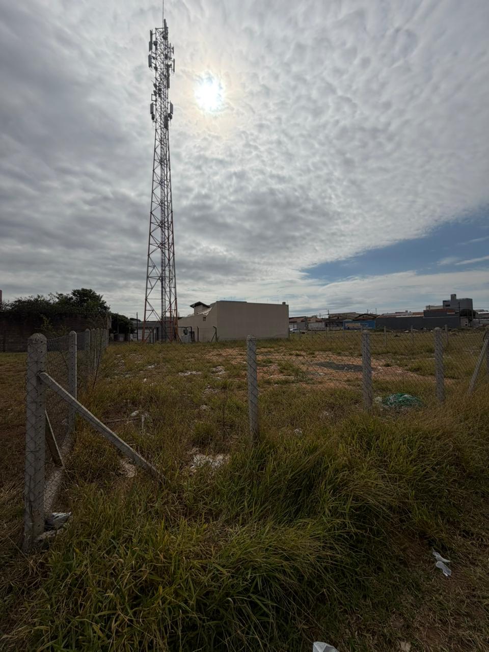 Terreno no bairro Jardim Piratininga à Venda
