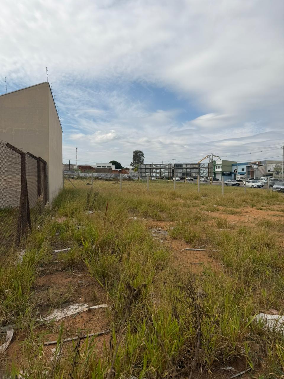 Terreno no bairro Jardim Piratininga à Venda