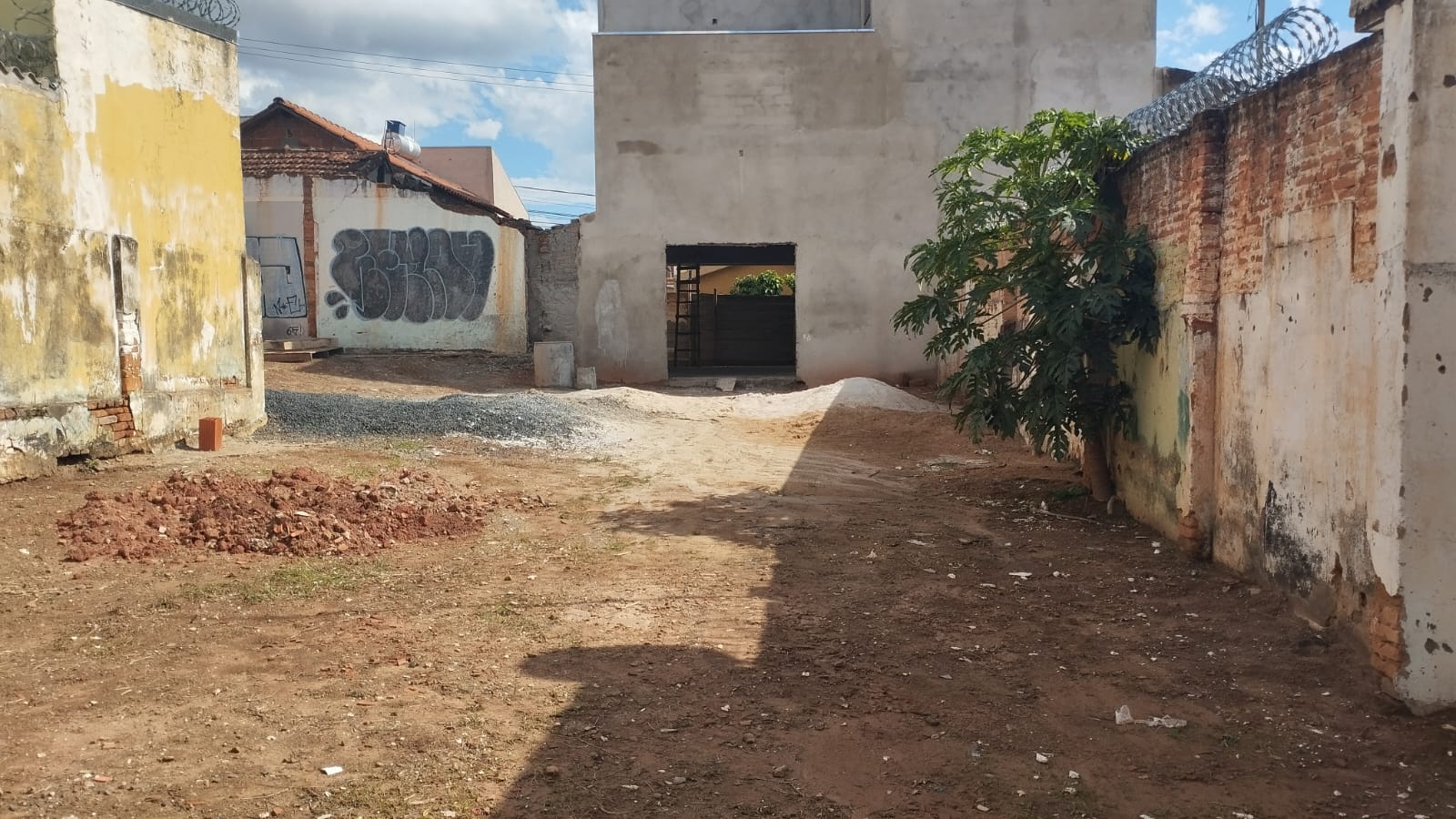 Terreno no Centro à Venda