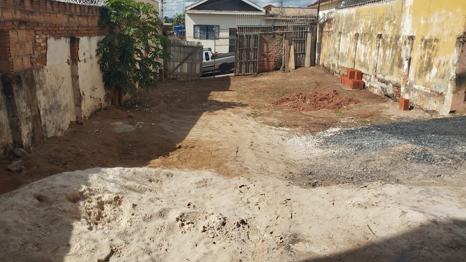 Terreno no Centro à Venda