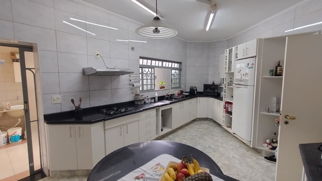 Casa no bairro Jardim Santana à Venda