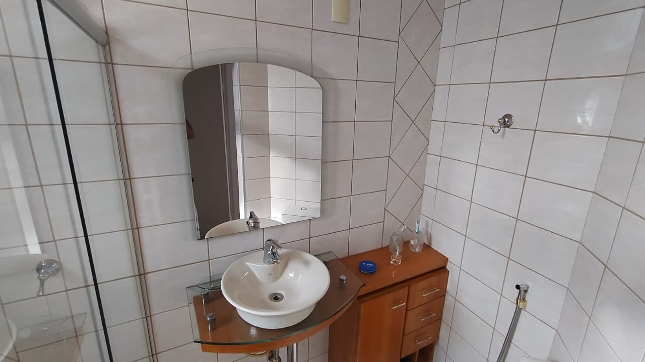 Casa no bairro Jardim Santana à Venda
