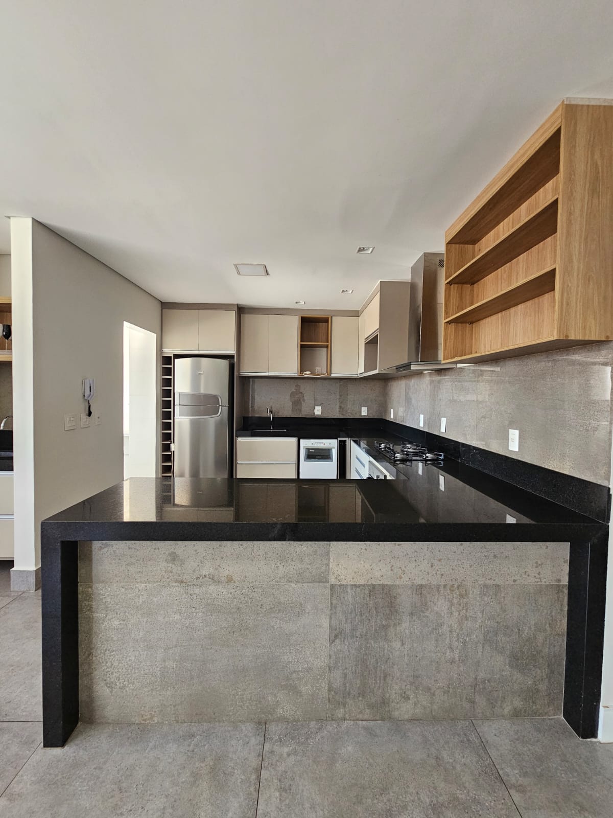 Apartamento no bairro Jardim Santana à Venda