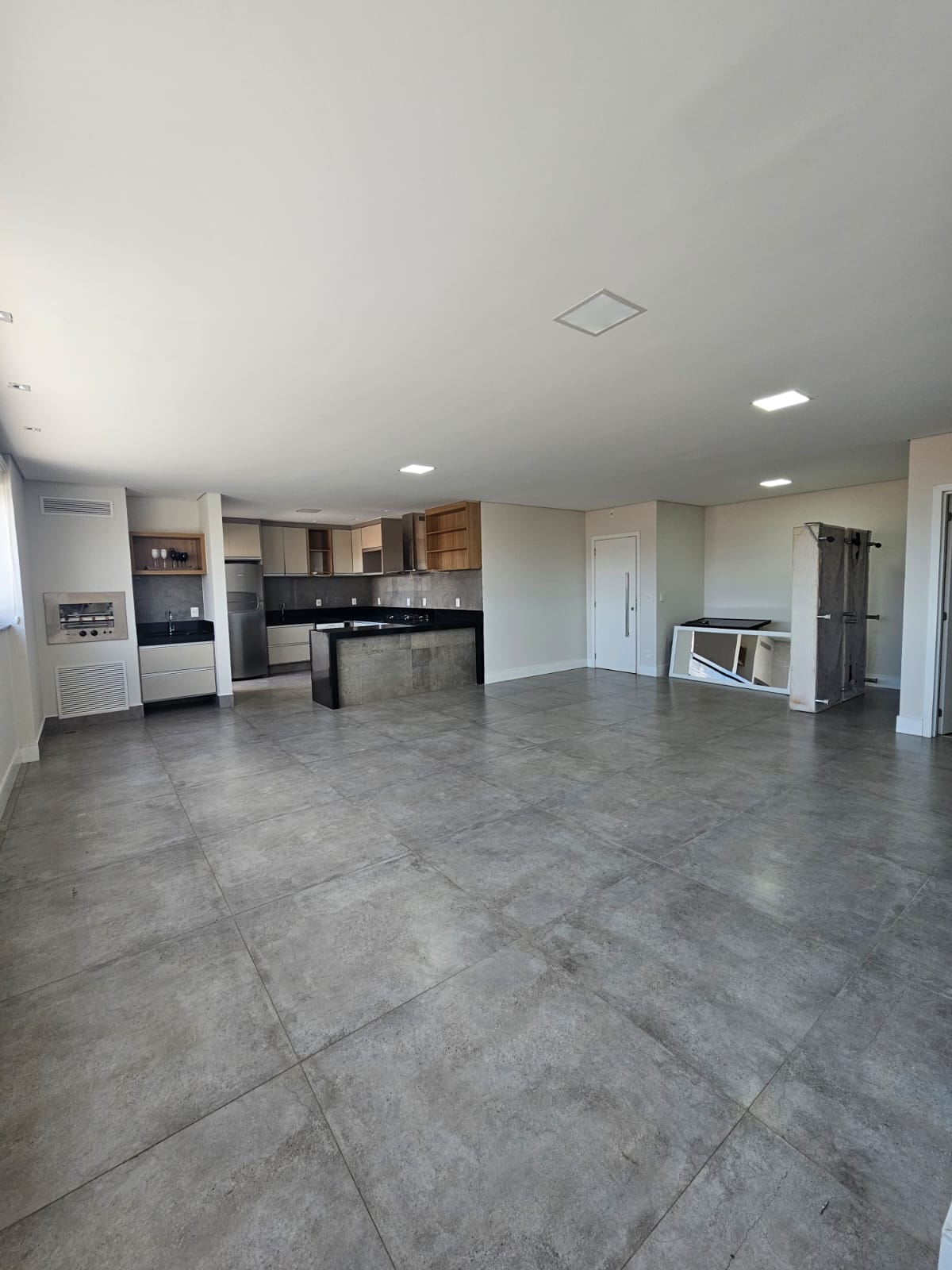 Apartamento no bairro Jardim Santana à Venda