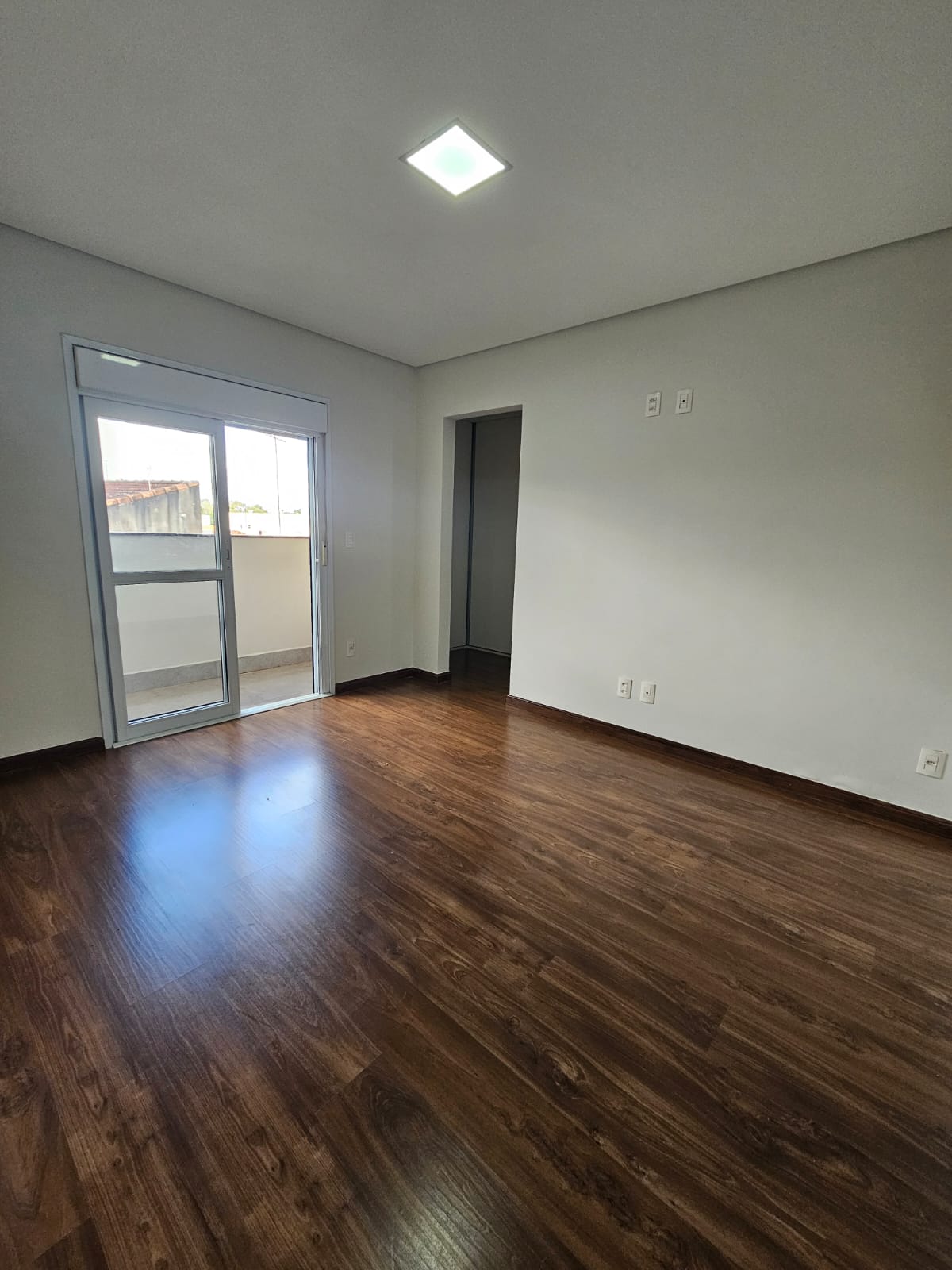 Apartamento no bairro Jardim Santana à Venda