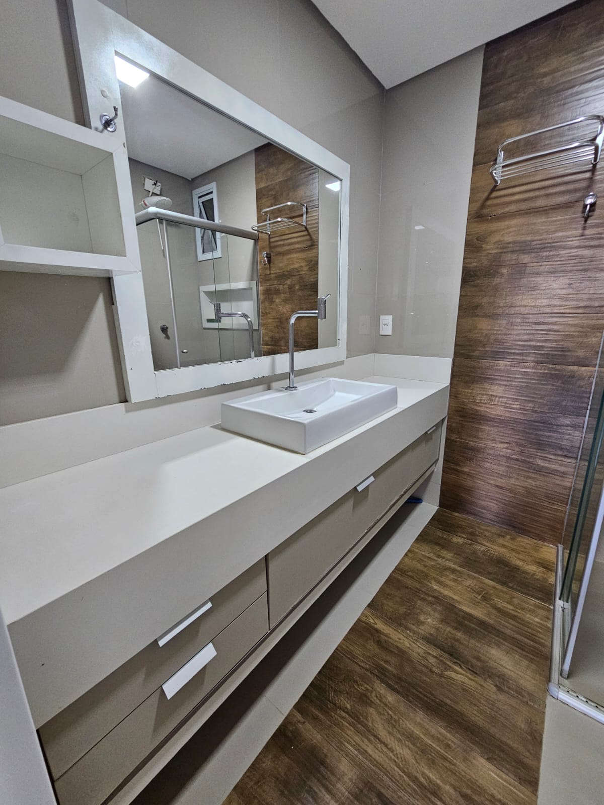 Apartamento no bairro Jardim Santana à Venda