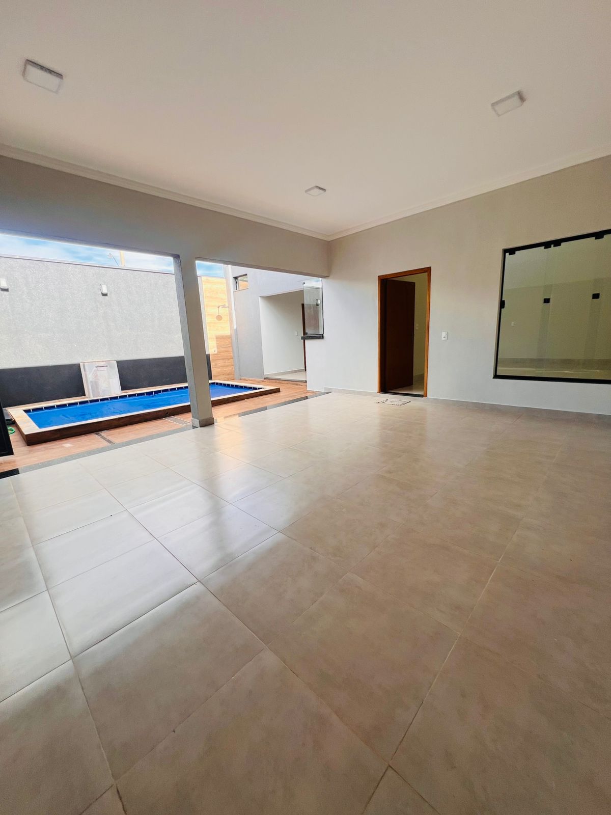 Casa no bairro Villagio Mundo Novo à Venda