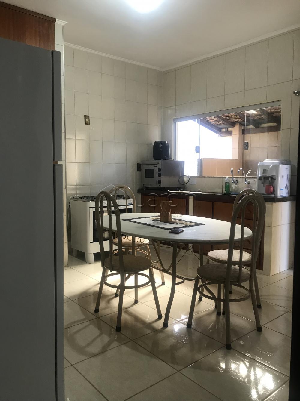 Casa a Venda no Jardim Aeroporto l