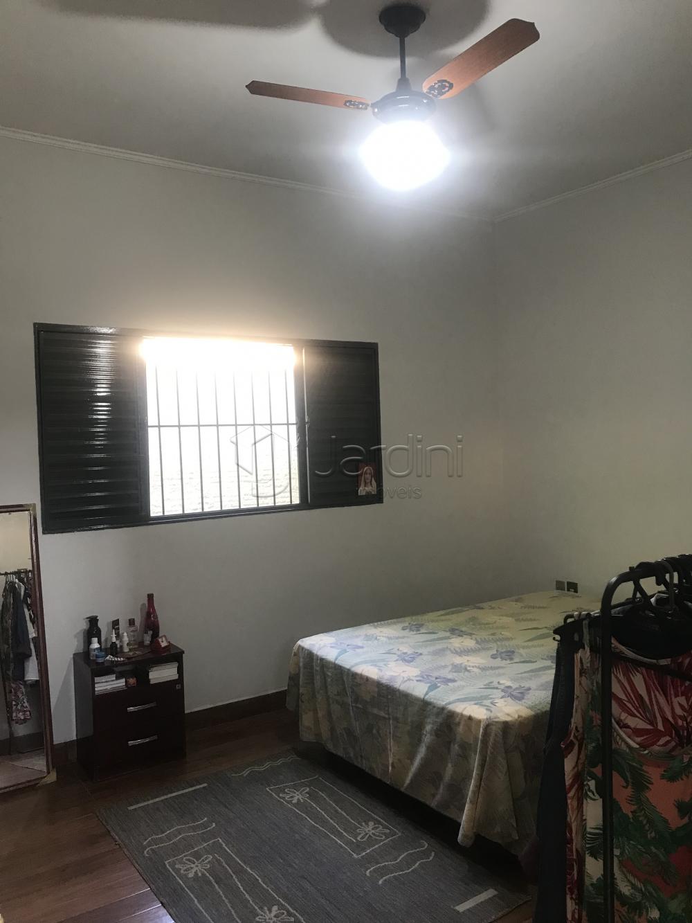 Casa a Venda no Jardim Aeroporto l