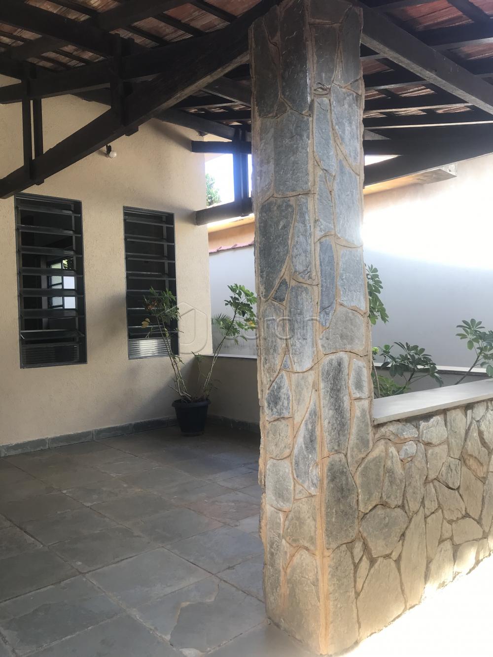 Casa a Venda no Jardim Aeroporto l