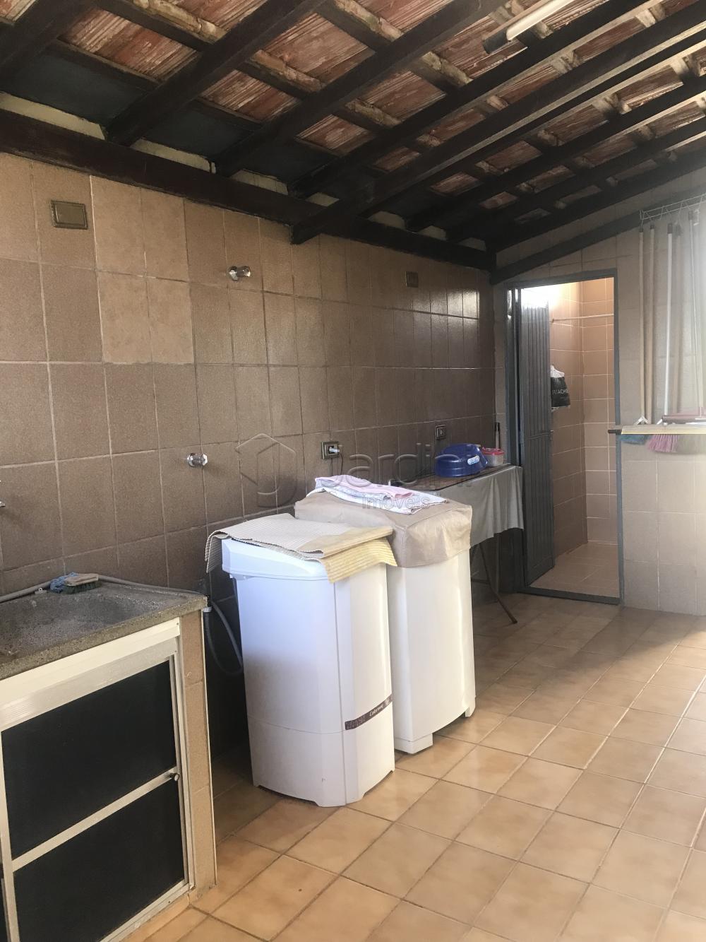Casa a Venda no Jardim Aeroporto l