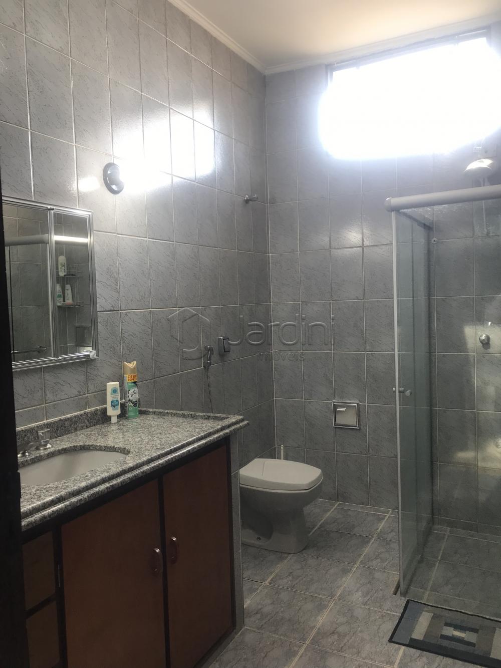 Casa a Venda no Jardim Aeroporto l
