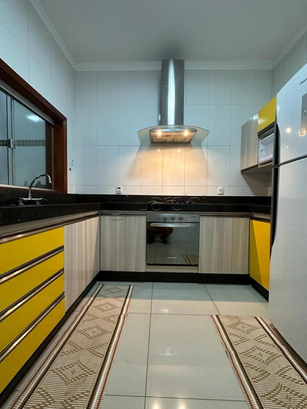 Casa no bairro Jardim Cambuí à Venda