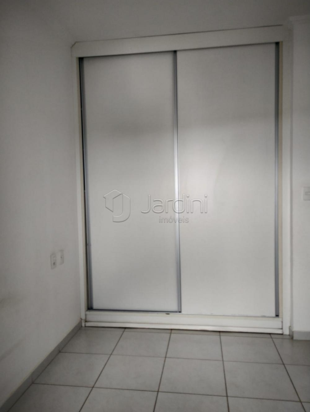 Apartamento a Venda no Edifício Guatambu