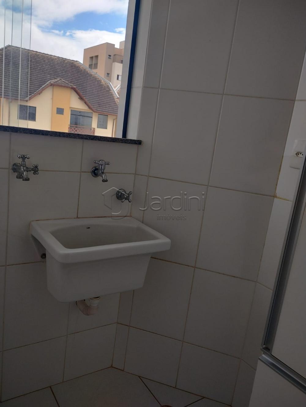 Apartamento a Venda no Edifício Guatambu