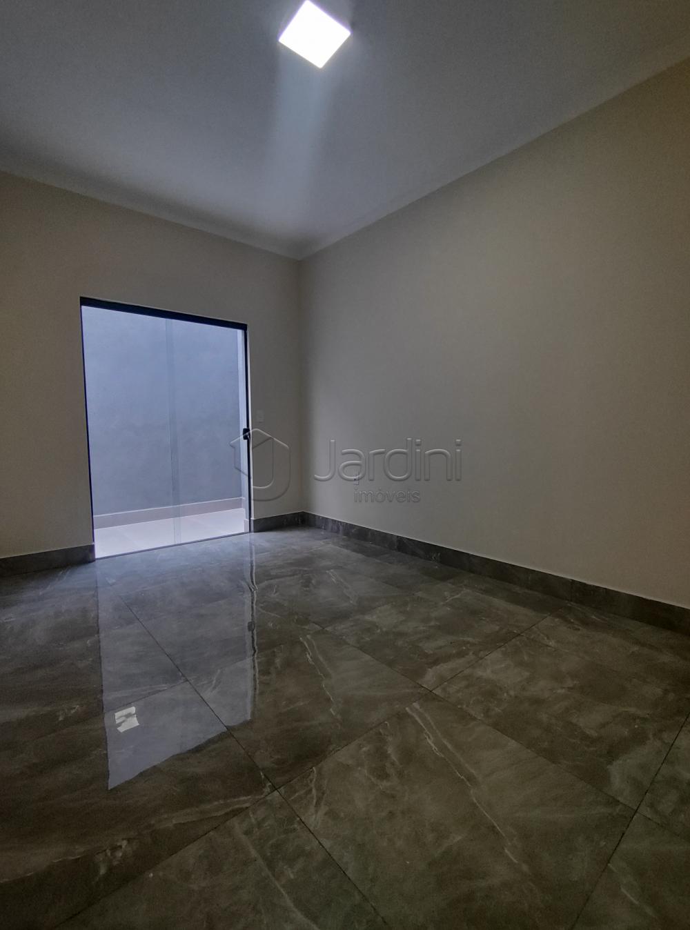 Casa Residencial a Venda no Polo Clube