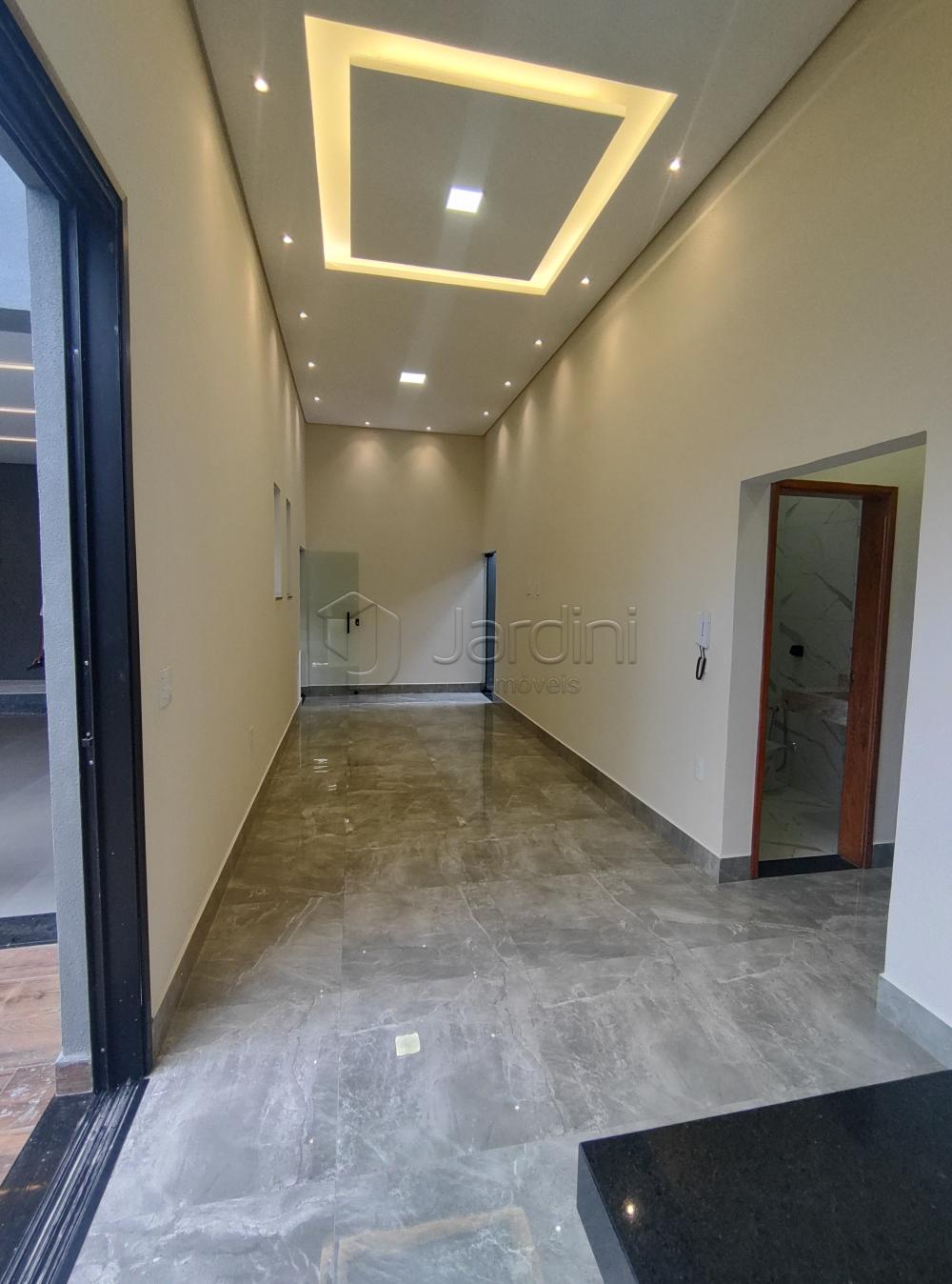 Casa Residencial a Venda no Polo Clube