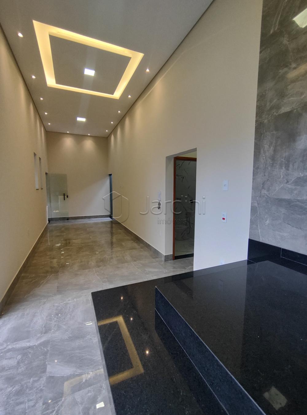Casa Residencial a Venda no Polo Clube