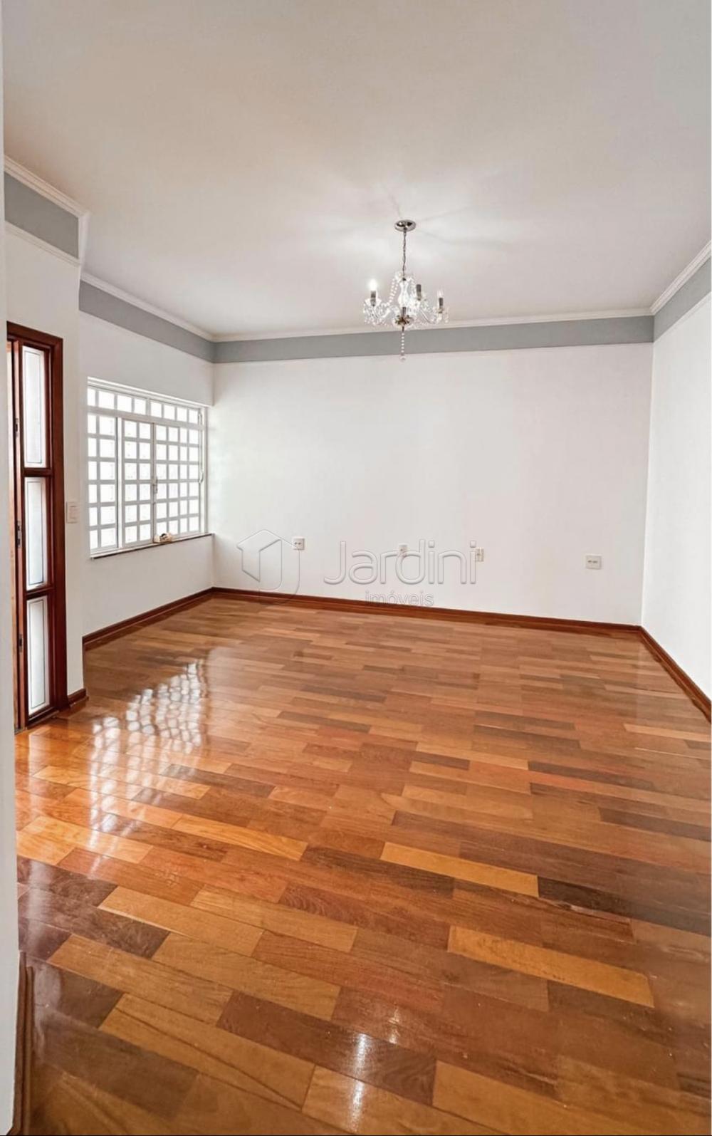 Casa Residencial a Venda no São José