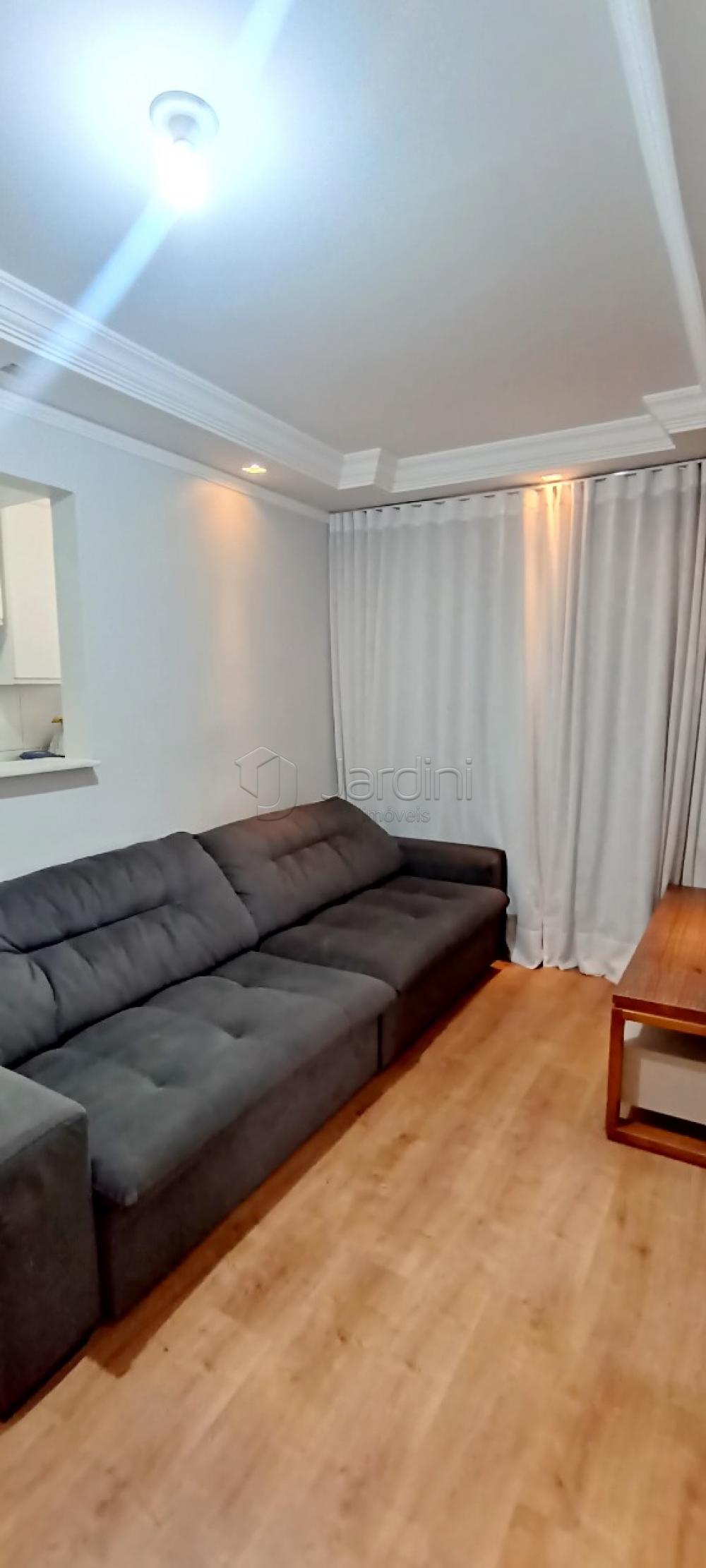 Apartamento a Venda no Condomínio Festeggiare