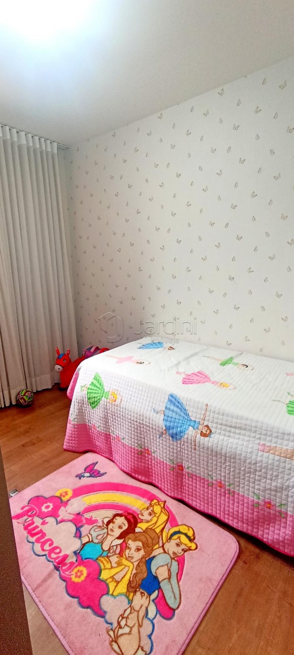 Apartamento a Venda no Condomínio Festeggiare